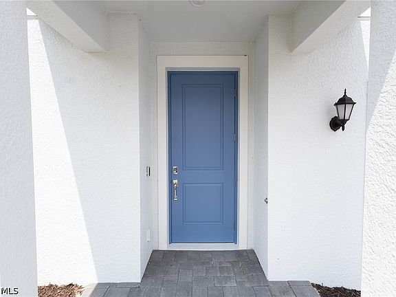 4th image of 45084 Pipevine Cir
