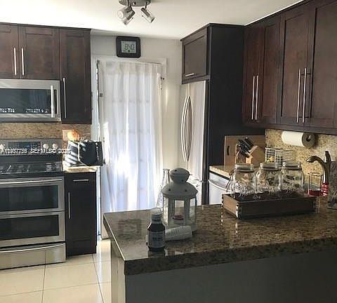 4th image of 10794 N Kendall Dr #10794B2