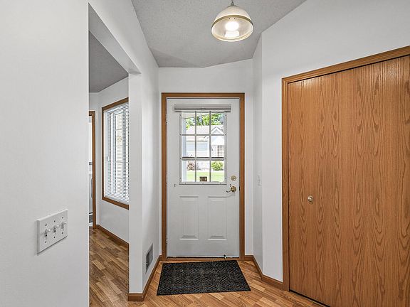 3rd image of 7588 Hinton Park Ave S