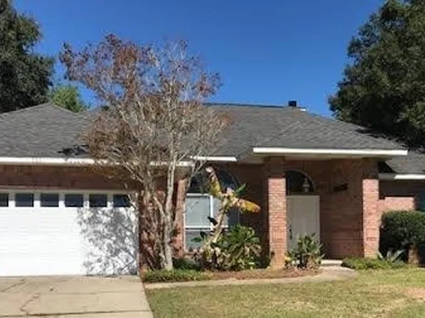304 Williamsburg Dr, Gulf Breeze, FL 32561