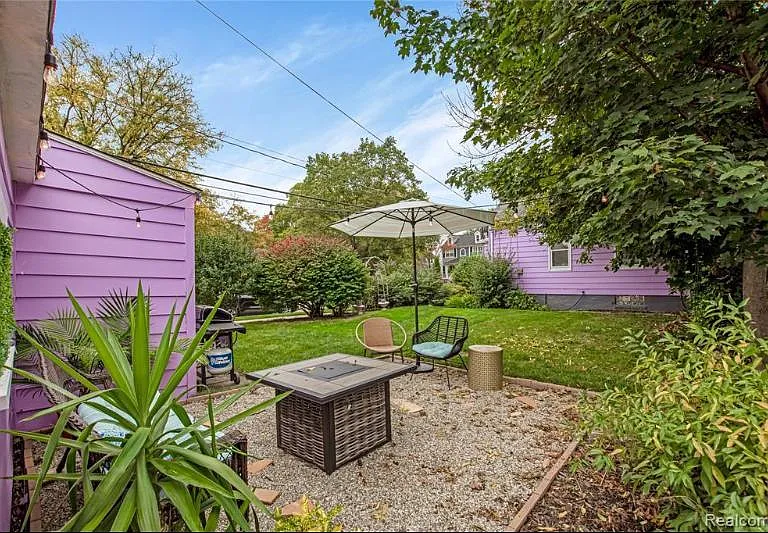 602 N Altadena Ave — Photo 19