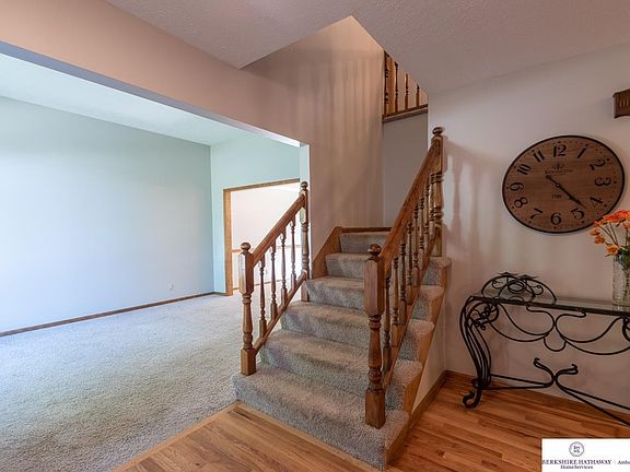 4th image of 1323 N 160th Ave