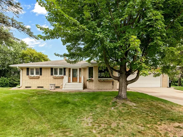 5708 141st St N, Hugo, MN 55038