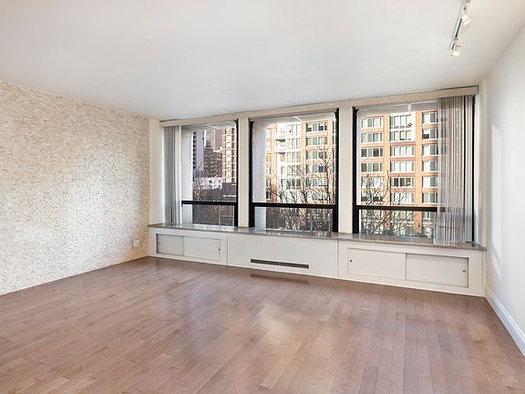 3rd image of 300 E 33rd St APT 1F