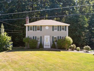 10 Elizabeth Ln, Salem, NH, 03079