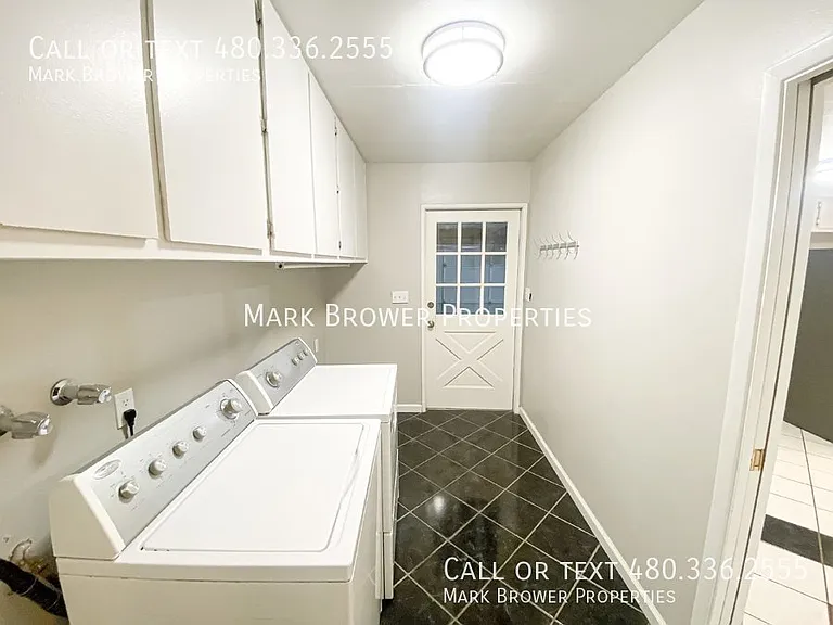 1519 E Laguna Dr — Photo 22
