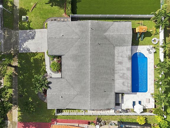 2nd image of 1541 NW 64TH Avenue