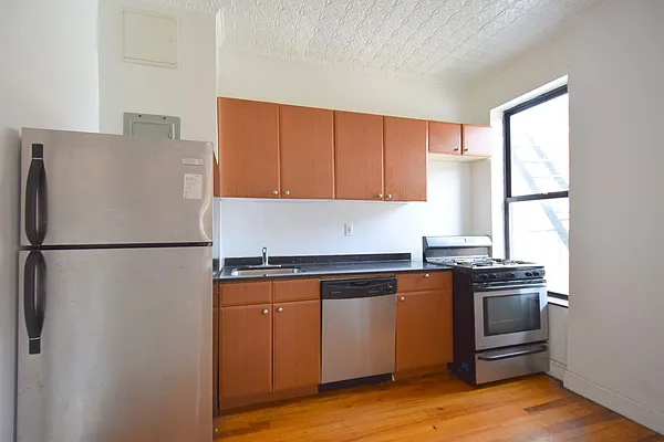 Rented by Skyward | media 13