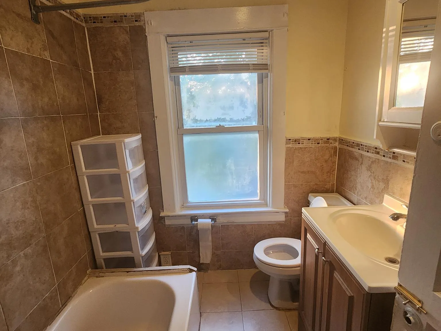 33 Lafayette St — Photo 4