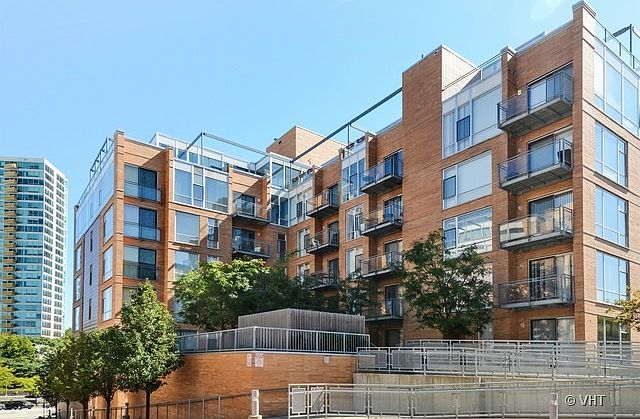 1st image of 1720 Oak Ave #701