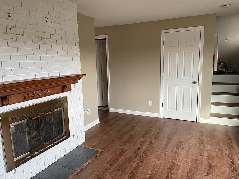 4360 Imperial Dr — Photo 3