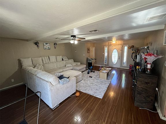 4th image of 8902 Landwood Dr