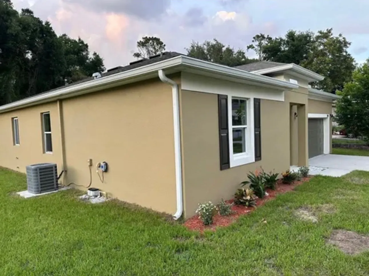 4 bed, 1920 sqft, $2,750 — Photo 2