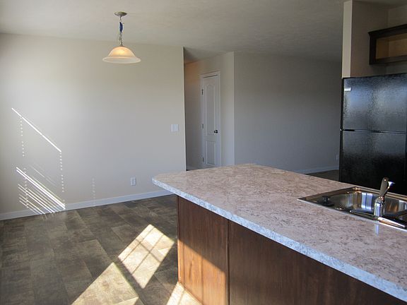 3rd image of 5401 76th St #381