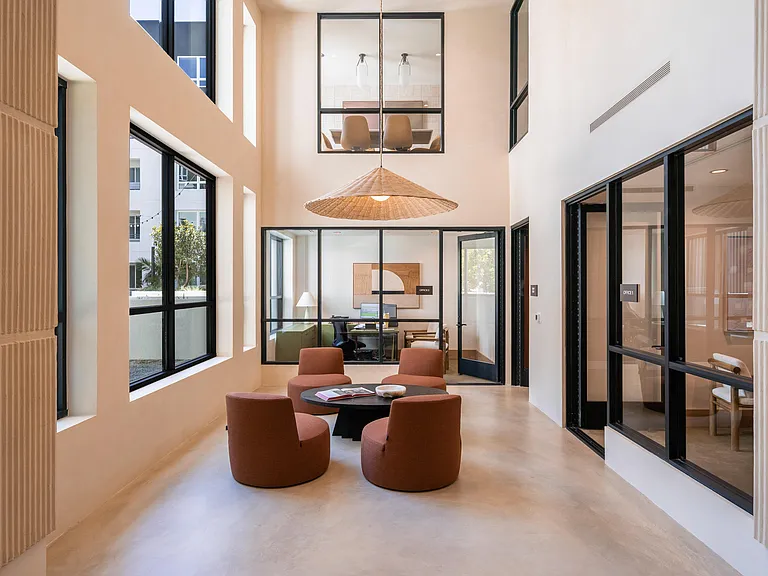 Aurum — Photo 33