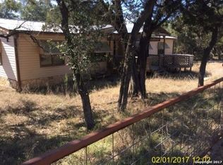 623 Pipe Springs Dr, Lakehills, TX 78063