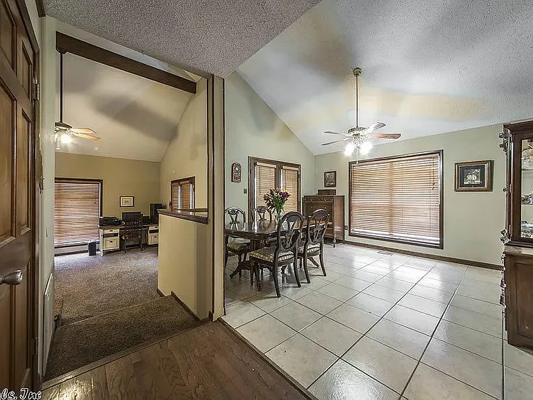 293 Katie Ln — Photo 13