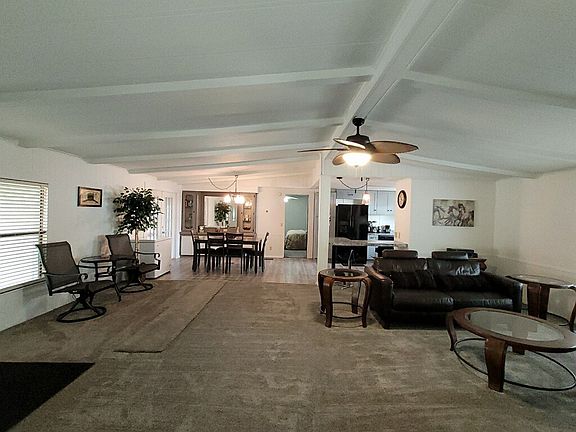 3rd image of 89 Sandalwood Dr