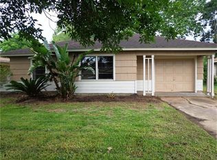 1100 Nottingham Dr, Angleton, TX 77515