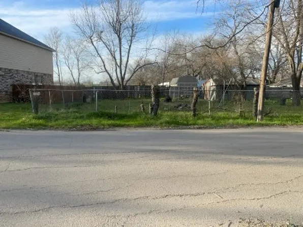 109 Austin Ave, Cleburne, TX 76031