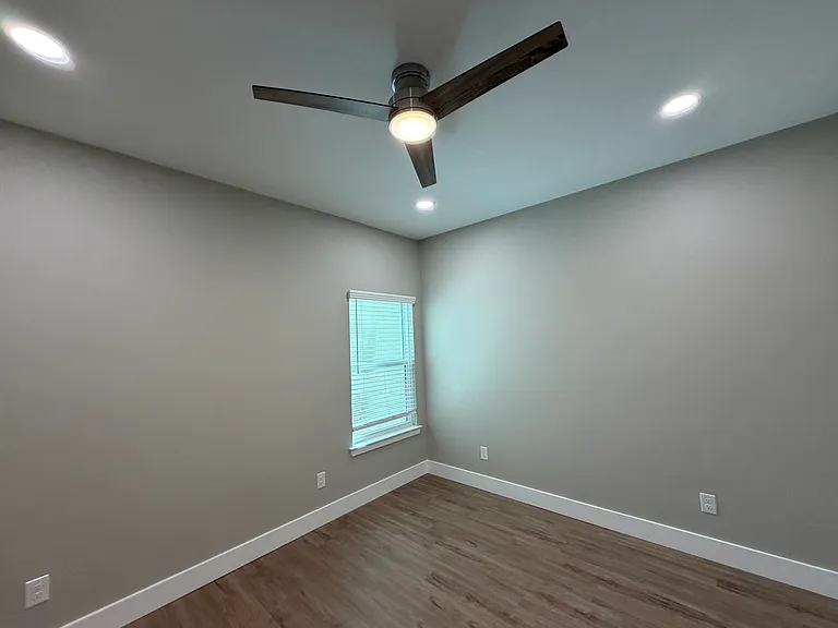 2879 Leahs Ln — Photo 10