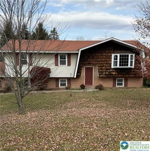 4266 Chestnut Dr, Walnutport, PA, 18088