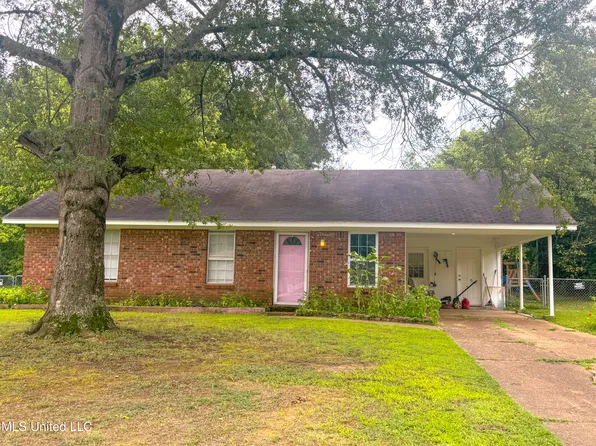 5161 Crestwood Cv, Horn Lake, MS 38637