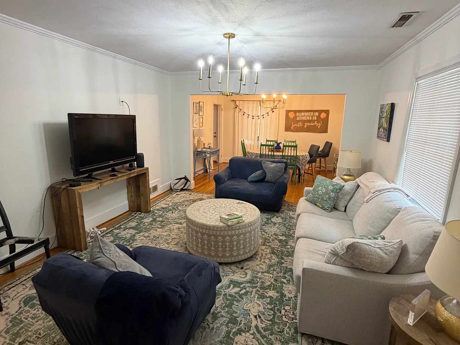 3 bed, 1850 sqft, $3,900 — Photo 2