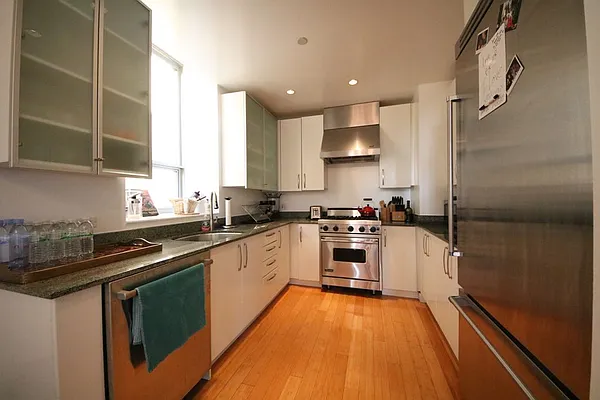 Rented by (Legacy) NY Quality Living Uptown | media 20