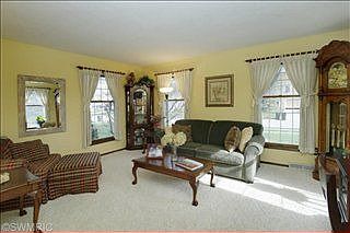 3rd image of 361 Aldersgate Dr