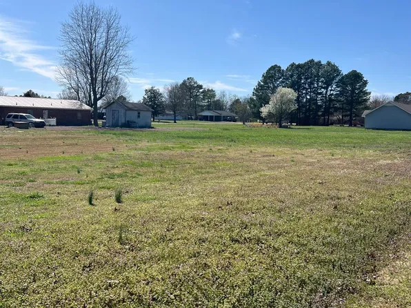 123 Cherokee St, Rector, AR 72461