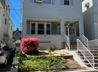 80 W 42nd St #1, Bayonne, NJ 07002