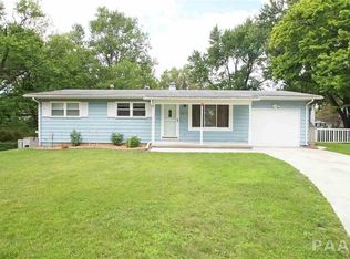 2217 W Mackinac Ct, Peoria, IL