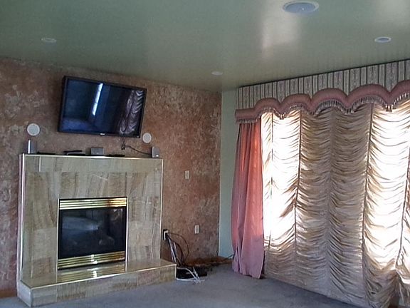 2nd image of 7151 Glenwood Dr