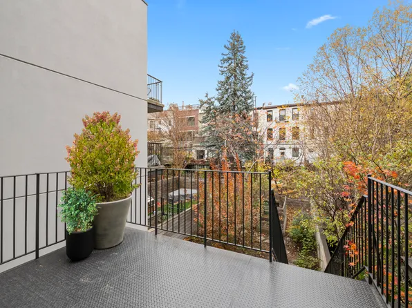 203 Huntington Street image 5 of 15