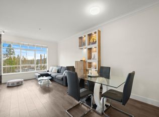 630 Roche Point Dr #317, North Vancouver, BC V7H3A1