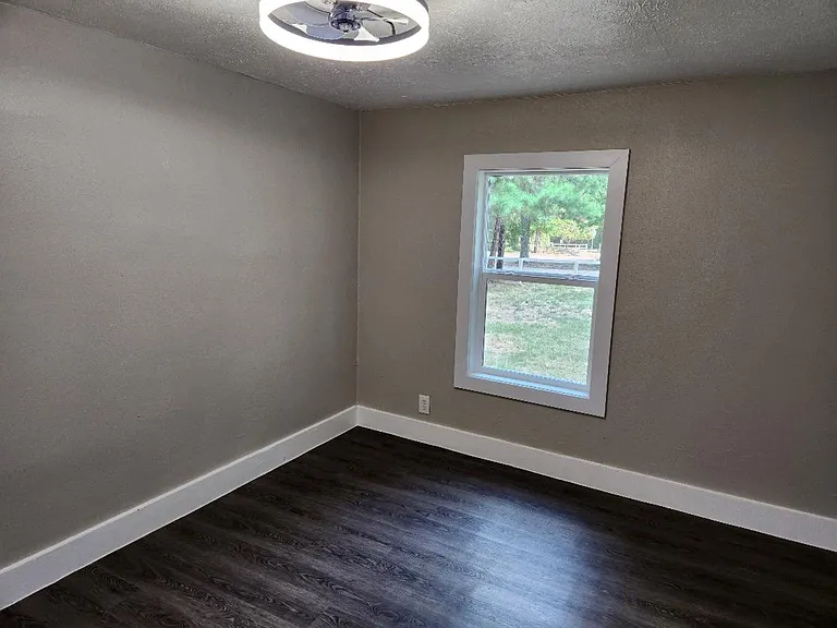 728 Hudson Rd — Photo 14