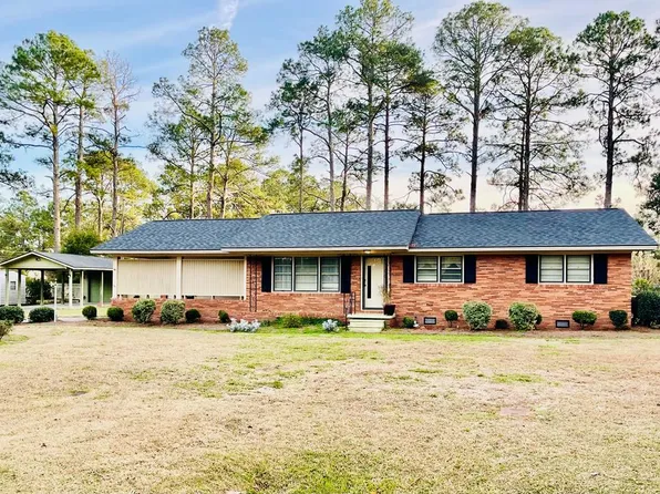 119 Subeldon Ln, Fitzgerald, GA 31750