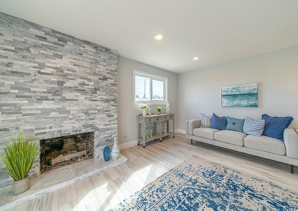 1st image of 10411 Oronsay Cir