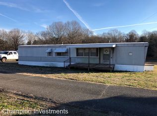 1237 Longbranch Rd TRLR B, Grover, NC 28073