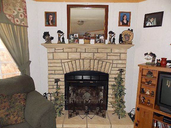4th image of 145 Tall Pines Ln