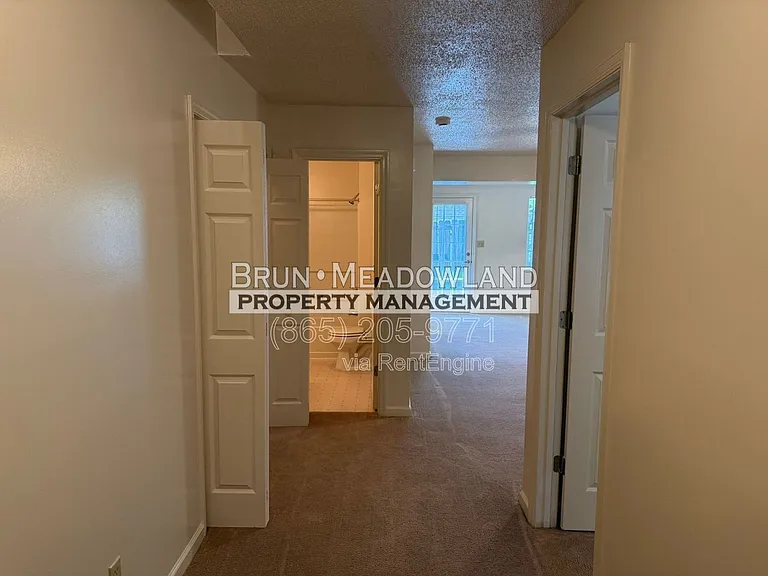 6523 Doe Creek Way — Photo 4