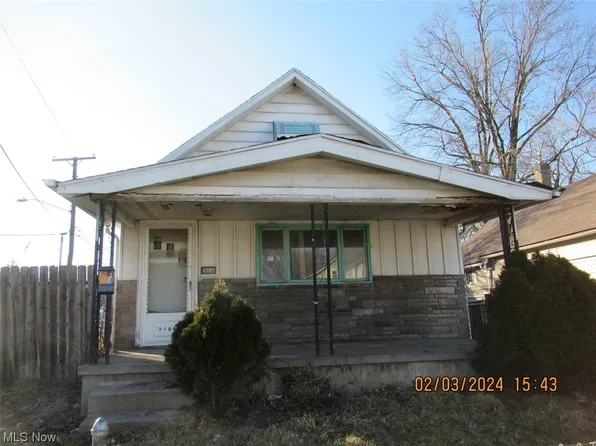 3186 W 71st St, Cleveland, OH 44102