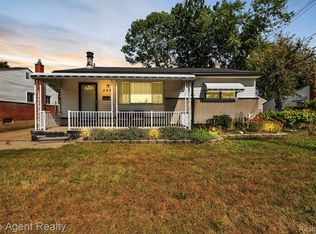545 Sonia Ave, Madison Heights, MI