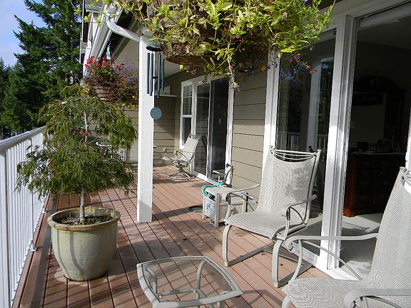 5th image of 211 E Sterling Dr Building D11-11