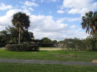 7401 SW 15th St, Plantation, FL 33317