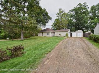 11215 Hiland Ct, Pinckney, MI 48169