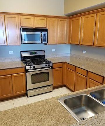 3rd image of 6420 Double Eagle Dr Unit 911