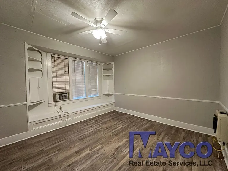 2413 Creswell Ave — Photo 4