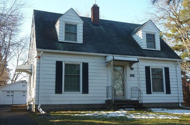 1st image of 1116 County Road C E
